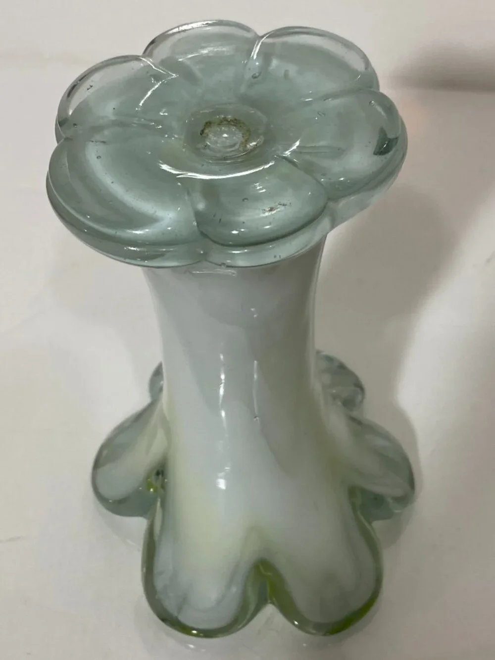 Unbranded vintage hand